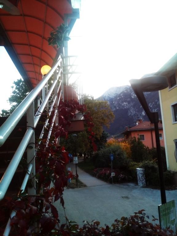 Alloggio Ponte Dei Cavalleggeri Hotel Trento Luaran gambar
