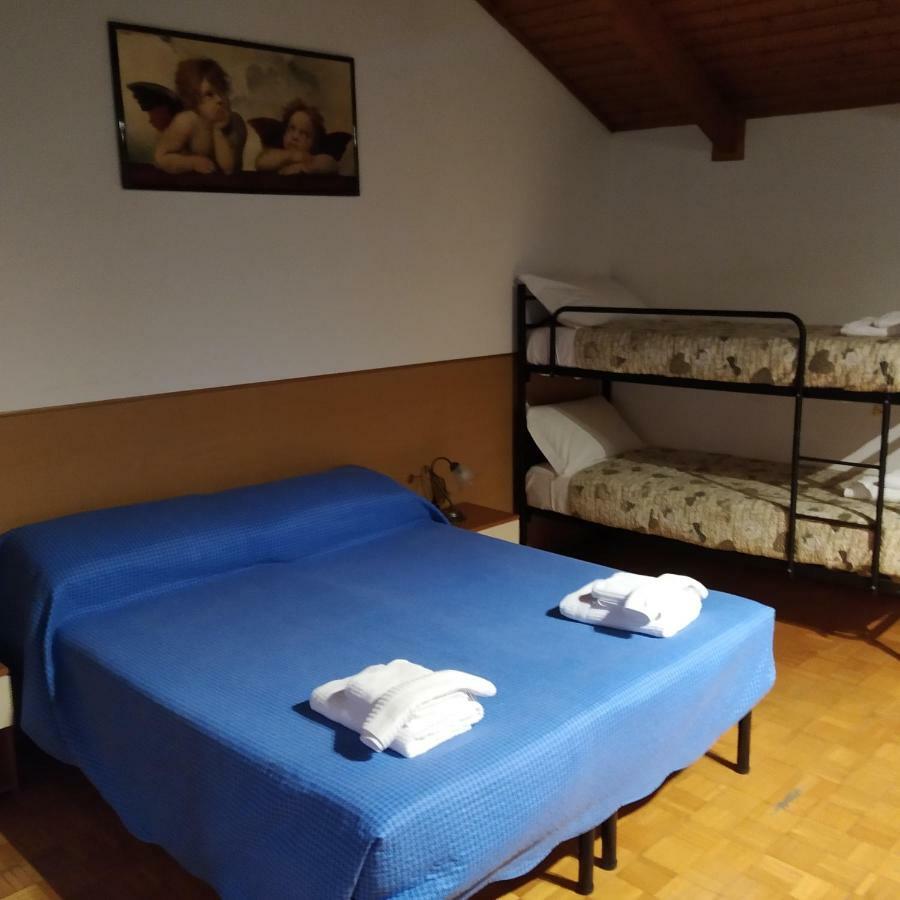 Alloggio Ponte Dei Cavalleggeri Hotel Trento Luaran gambar